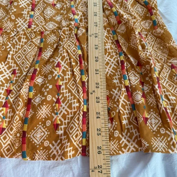 Savanna Jane Rayon Blouse, Embroidered Details, Size L, Excellent Condition - Picture 8 of 10